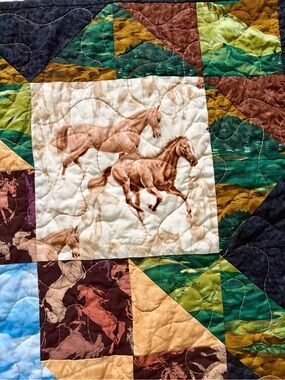 Reversible handcrafted equestrian-themed lap quilt/wall hanging 38x38